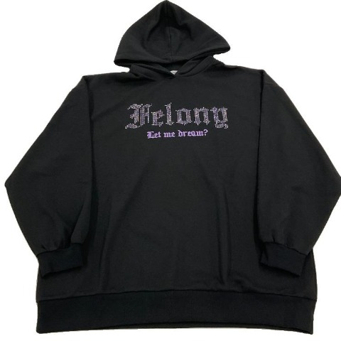 レディース　ラインストーンロゴチュニックプルオーバー（きゅるりんってしてみて）