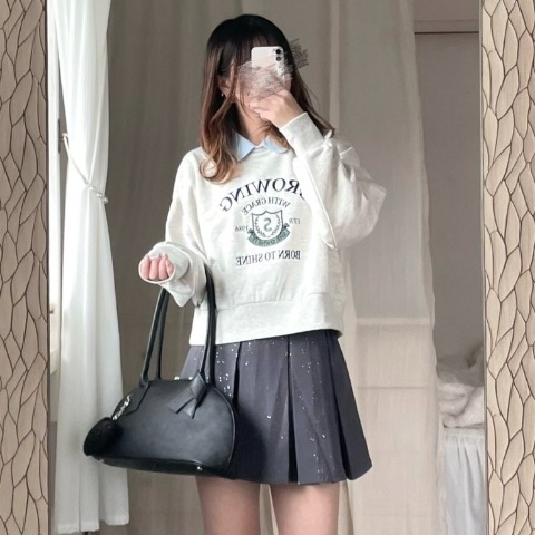 レディース　襟付きロゴ刺繍プルオーバー（ERIKA）