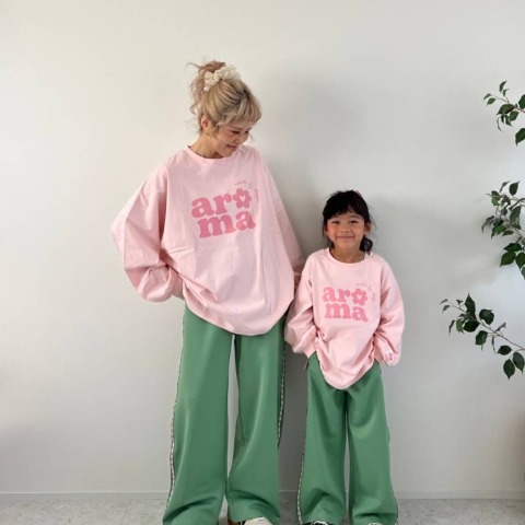 レディース　カラフルロゴプルオーバー（ayano）