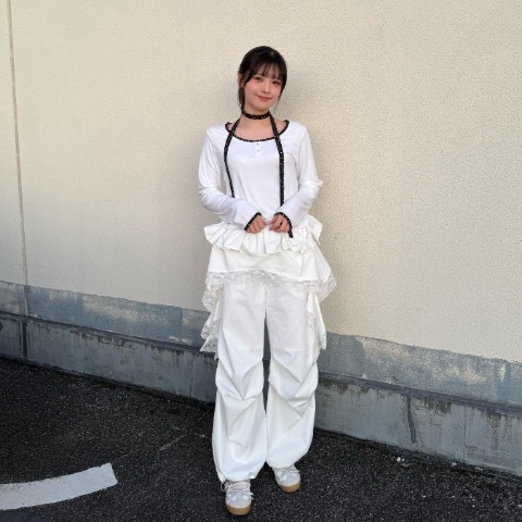 レディース　ドット柄タイ付きプルオーバー（桃華姉妹）