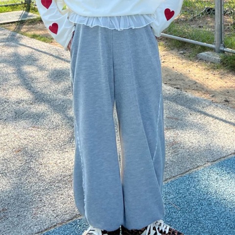 レディース　フリルスウェットパンツ（ayano）
