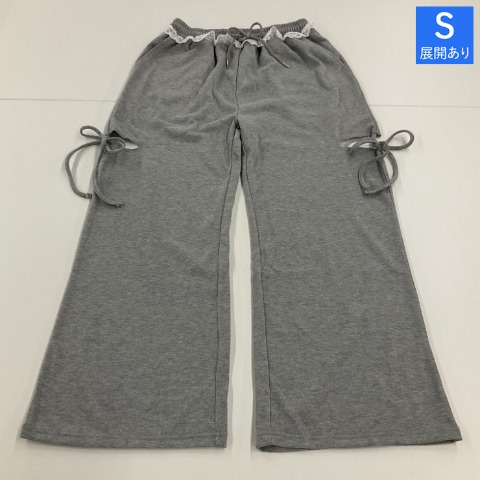レディース　サイドカットラメスウェットパンツ（きゅるりんってしてみて）