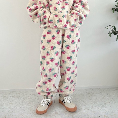 レディース　花柄ボアパンツ（ayano）