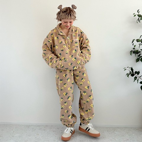 レディース　花柄ボアパンツ（ayano）