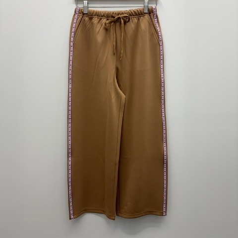 【高身長さん向け】レディース　花柄ラインカラーパンツ（ayano）