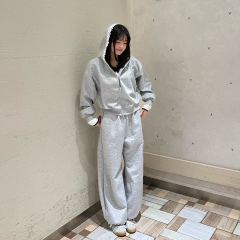 レディース　ラインストーンロゴスウェットパンツ（桃華姉妹）