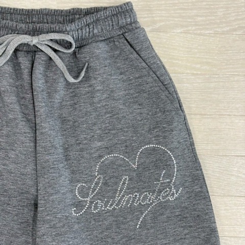 レディース　ラインストーンロゴスウェットパンツ（桃華姉妹）