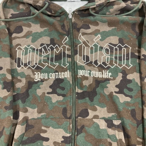 レディース　迷彩柄パーカ（VEHEMENT..）