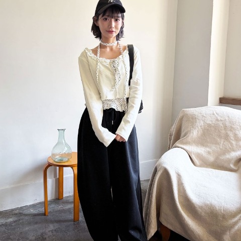 レディース　襟フリルリボンカーディガン（ハニカム）