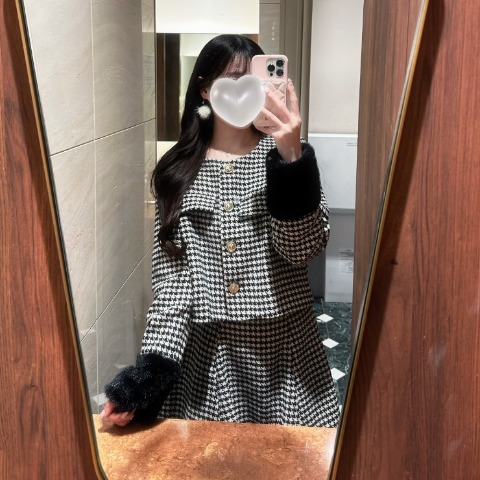 レディース　ティペット付きツイード調ノーカラージャケット（nako）