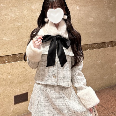 レディース　ティペット付きツイード調ノーカラージャケット（nako）