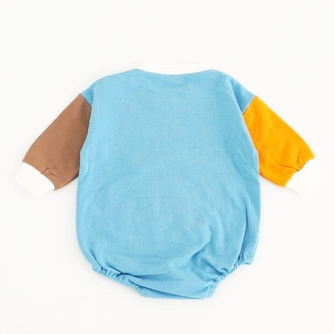 ベビー　ロンパース（70-80cm・ベイビーシャーク）