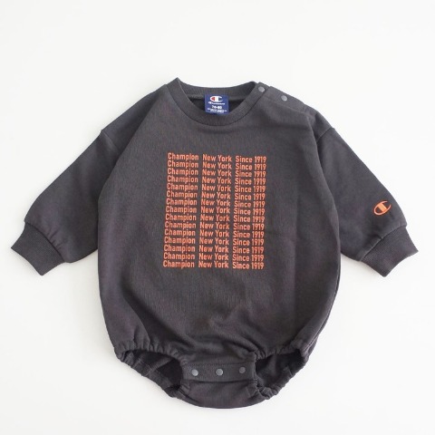 ベビー　ロンパース（70-80cm・チャンピオン）