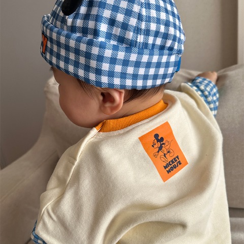 ベビー　ロンパース（70-80cm・はるぴのママ/Disney）