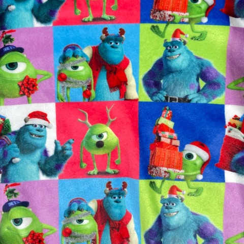 ベビー　パジャマ　（90･100cm・Disney）