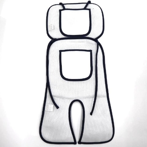 ベビーカーシート（ポチャッコ）