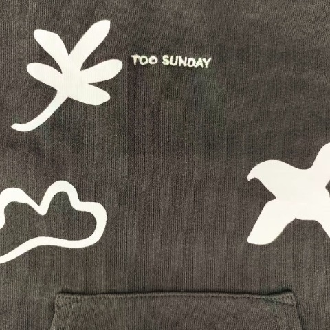 ベビー　トレーナー（90cm・100cm・TOO SUNDAY）