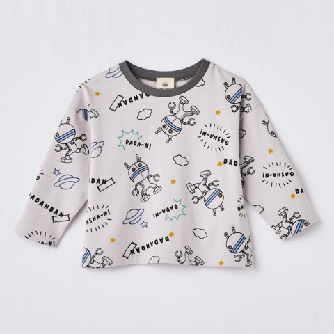 ベビー　長袖Tシャツ（90・100cm・アンパンマン）