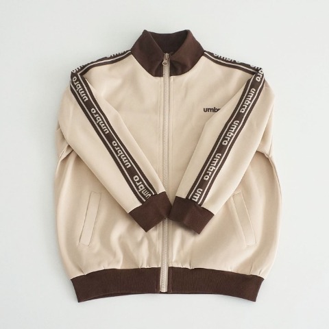 ベビー　ジャケット（90・100cm・UMBRO）