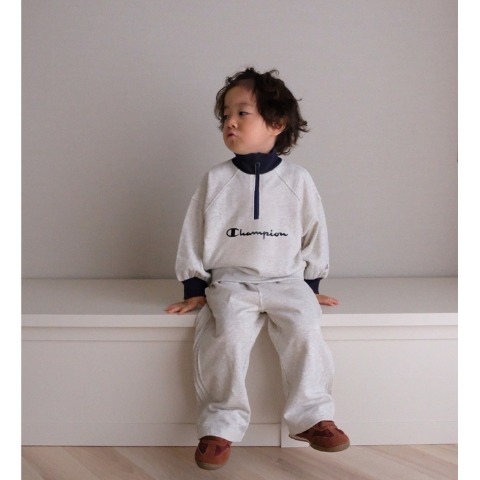 ベビー　トレーナー（80～100cm・チャンピオン）