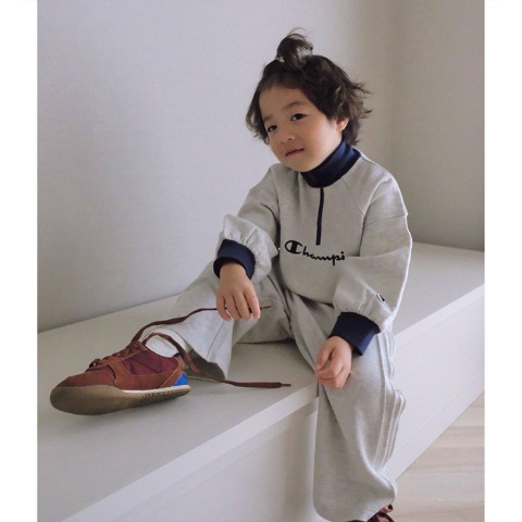 ベビー　トレーナー（80～100cm・チャンピオン）