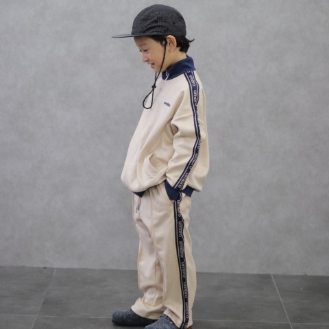 ベビー　ジャケット（90･100cm・UMBRO）