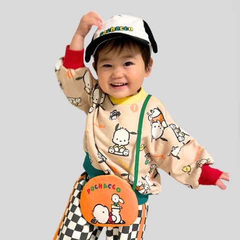 ベビー　トレーナー　（80～100cm・ポチャッコ）