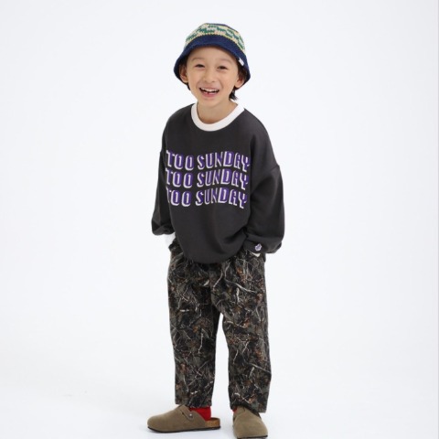 ベビー　トレーナー（90・100cm・TOO SUNDAY/とうくん）