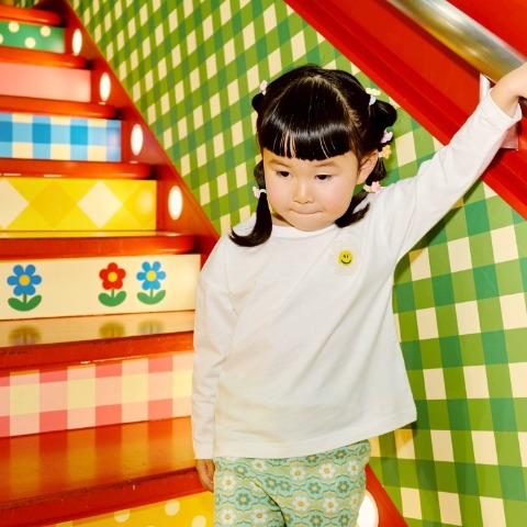 ベビー　長袖Tシャツ（90・100cm・wiggle wiggle）