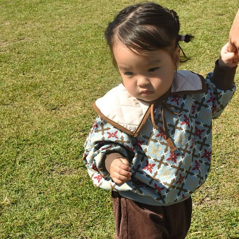 ベビー　トレーナー（80～100cm・moffy stella）