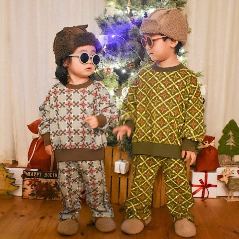 ベビー　トレーナー（80～100cm・moffy stella）