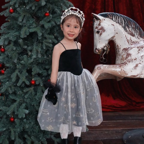 ベビー　ワンピース（90・100cm・softchees）