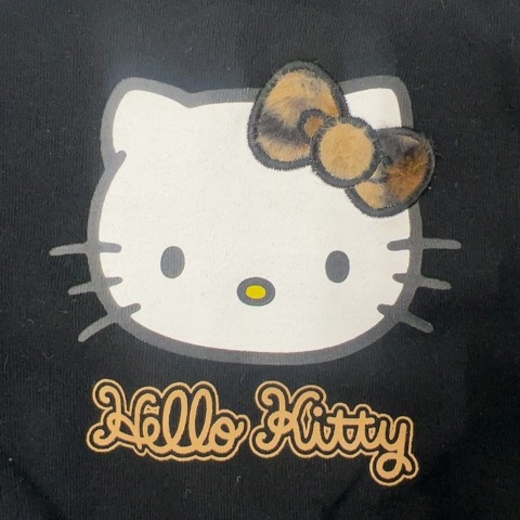 ベビー　プルオーバー（90・100cm・ハローキティ）