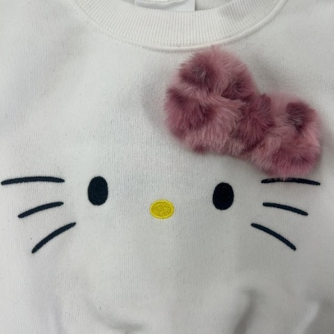 ベビー　プルオーバー（90・100cm・ハローキティ）
