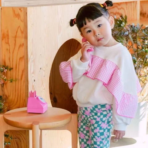 ベビー　フリルトレーナー（90・100cm・JUO/airi）