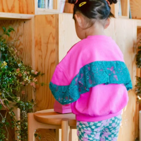 ベビー　フリルトレーナー（90・100cm・JUO/airi）