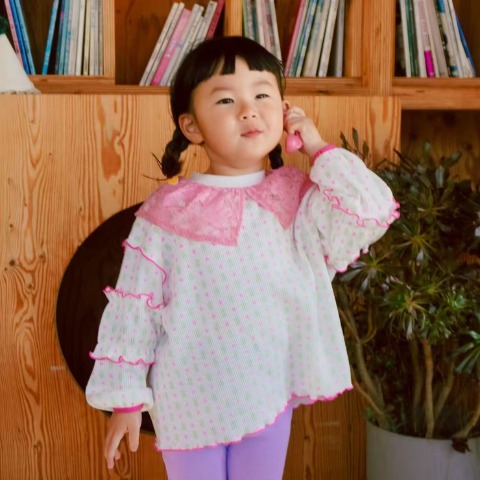 ベビー　襟付き花柄トップス（90・100cm・JUO/airi）