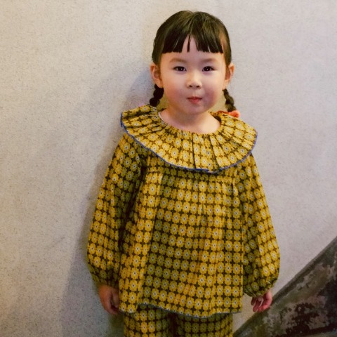 ベビー　総柄ブラウス（90・100cm・JUO/airi）