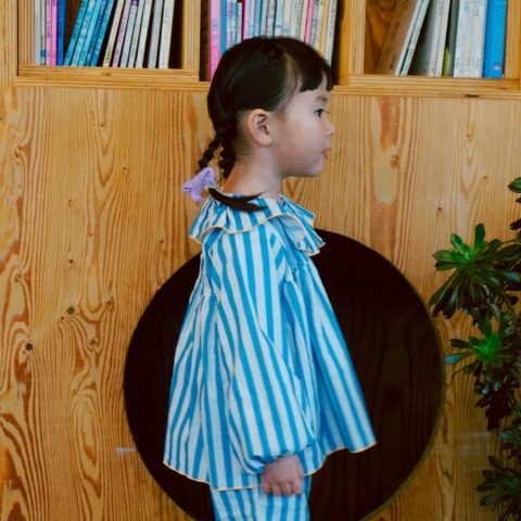 ベビー　総柄ブラウス（90・100cm・JUO/airi）