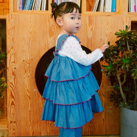 ベビー　ティアードワンピース（90・100cm・JUO/airi）