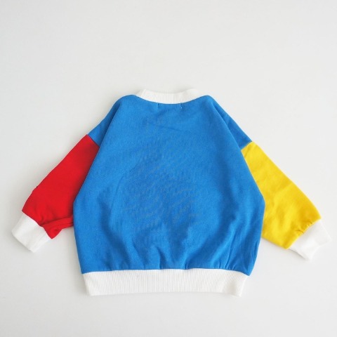 ベビー　トレーナー　（80～100cm・ハローキティ）