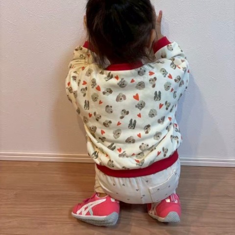 ベビー　長袖トップス（90・100cm・RELA.）