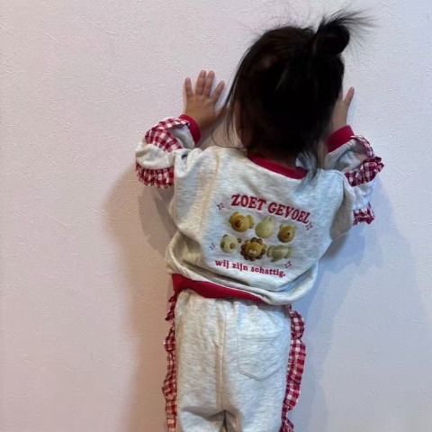 ベビー　長袖トップス（90・100cm・RELA.）