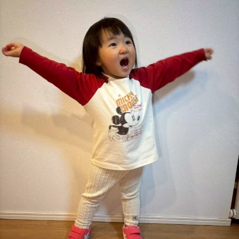 ベビー　長袖トップス（90･100cm・RELA.）