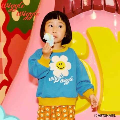 ベビー　トレーナー（90・100cm・wiggle wiggle）