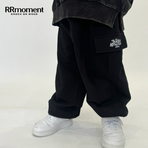 ベビー　パンツ（RRmoment・90・100cm）