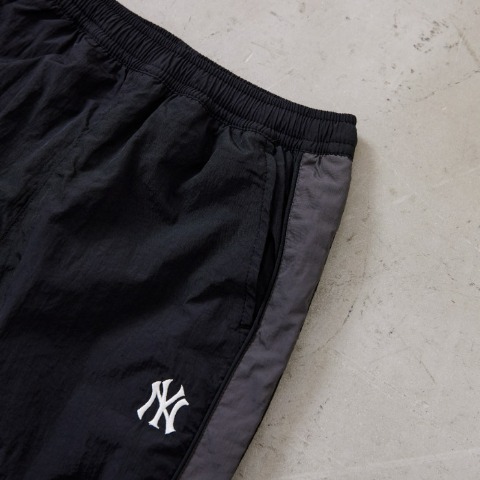 ベビー　ロングパンツ（90cm・100cm・AMBERROAR/MLB）