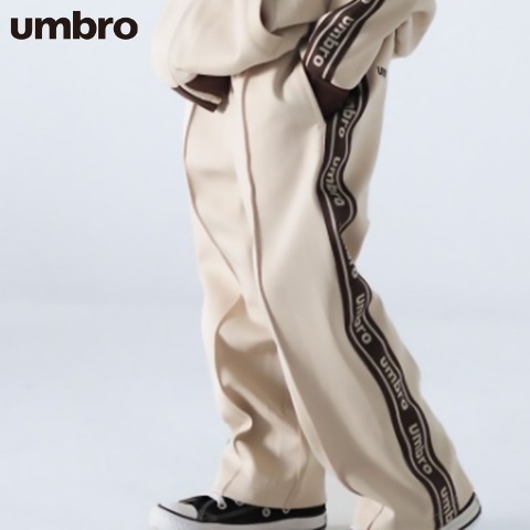 ベビー　パンツ（90・100cm・UMBRO）