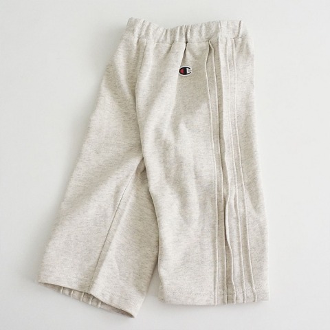ベビー　パンツ（80～100cm・チャンピオン）