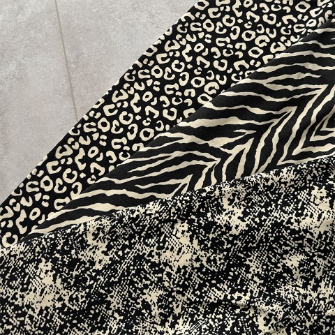 ベビー　ゼブラ柄レギンス(80～100cm・RRmoment/RINA)